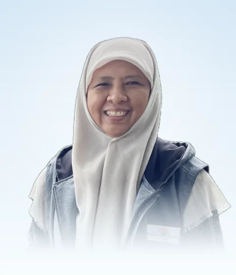 Foto Tri Puji Hindarsih (Bu Cache)